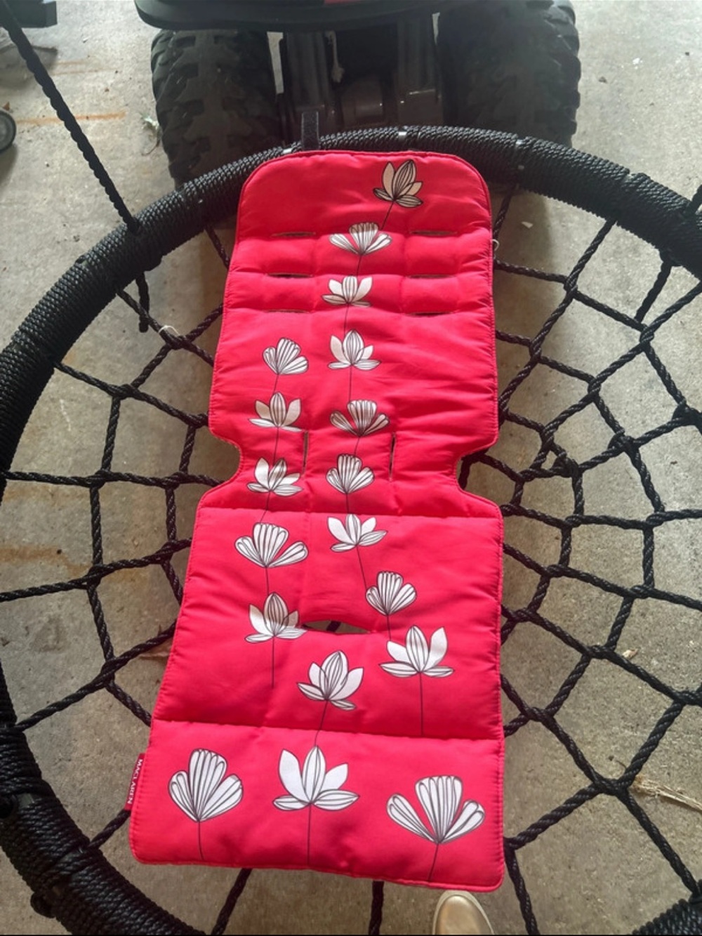 Maclaren reversible Stroller Liner - Red Floral Design and stripes